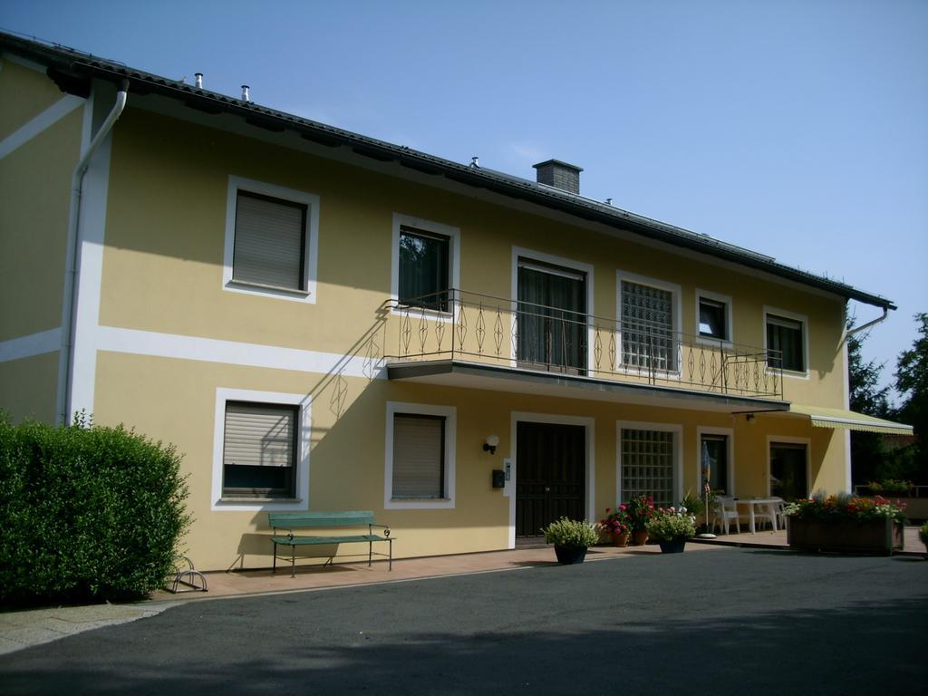 Gaestehaus Steinmetz Sankt Martin an der Raab Esterno foto
